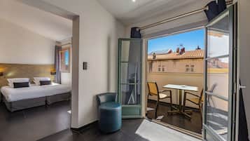 Signature Room, Jetted Tub
