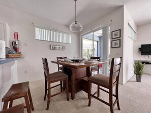 Dining - SV2925 - 4 Bedroom w/ Pool Close to Disney (Kissimmee)