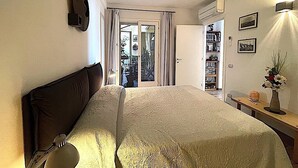 1 多间卧室、熨斗/熨衣板、WiFi、床单