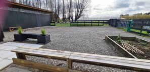 Property grounds - Kawakawa Cottage - lovely rural outlook. Convenient location to Manfield Park  (Feilding)