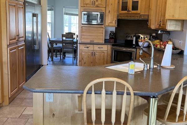 Refrigerador, microondas, horno, lavavajillas