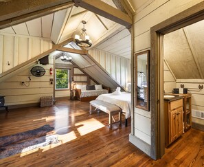 3 bedrooms, internet, bed sheets