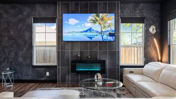 TV connectée, cheminée