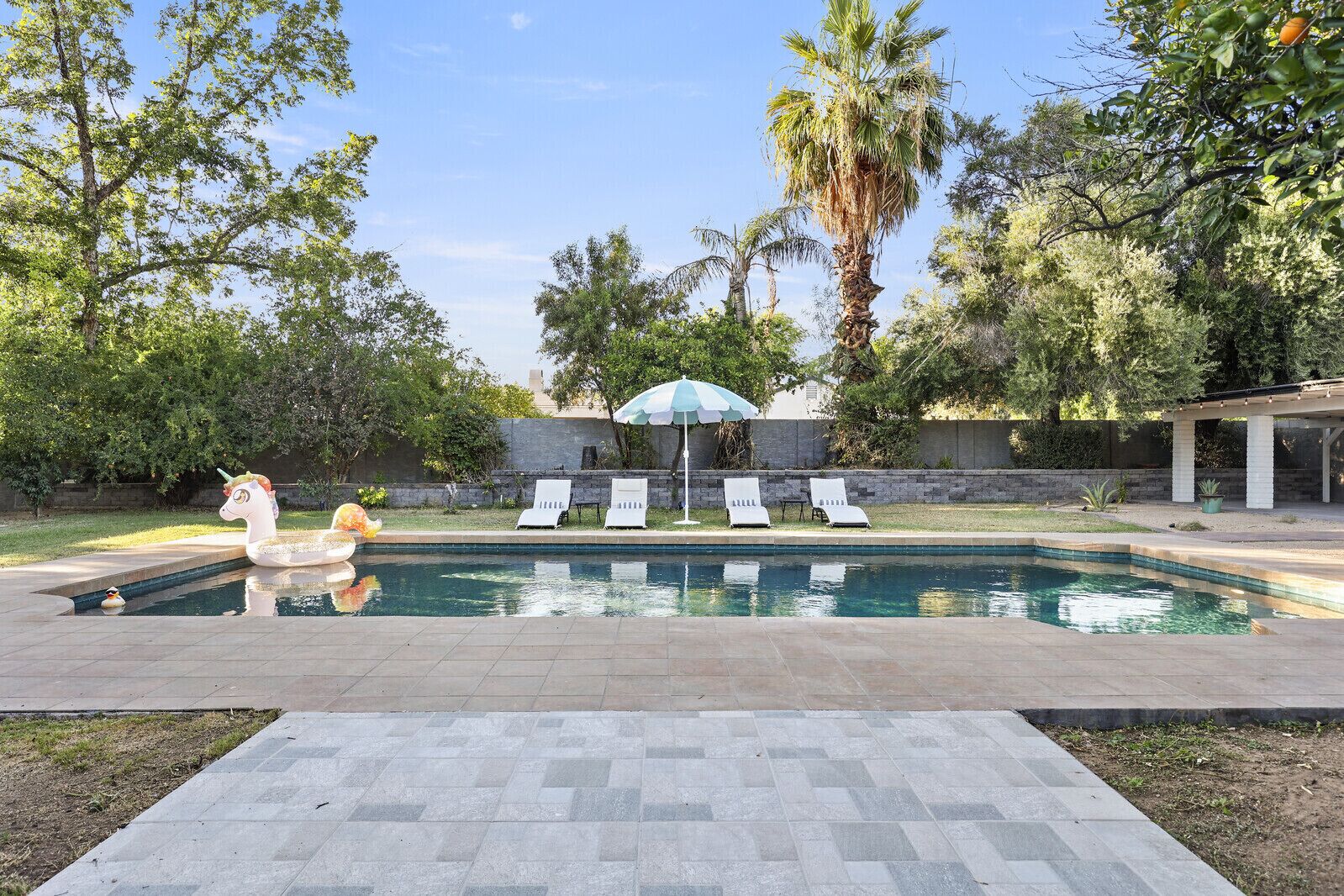 The Haven - Spacious & Serenely Designed 4 Bdrm, 3 Bath w/ Large Outdoor Pool.