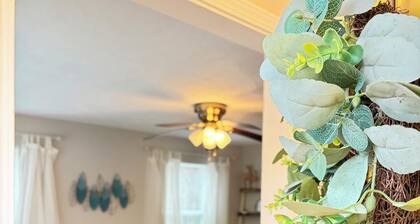 Immaculate Private Home / Deer & Ample Parking