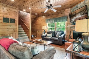 Smart TV, DVD player, video library