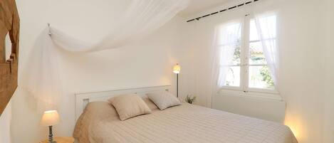 1 室のベッドルーム