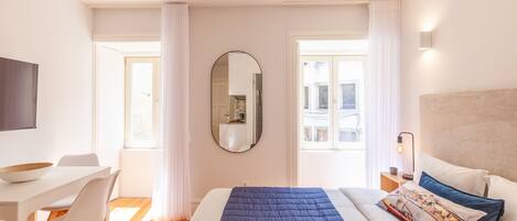 Strykejern/-brett, wi-fi (inkludert) og sengetøy