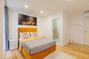 1 quarto, Wi-Fi de cortesia, roupa de cama