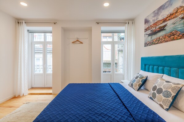 1 quarto, Wi-Fi de cortesia, roupa de cama
