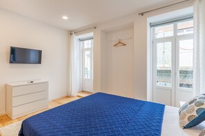 1 quarto, Wi-Fi de cortesia, roupa de cama