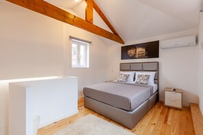 1 bedroom, iron/ironing board, free WiFi, bed sheets - D&S - Villa Apartments & Suites IV (Oporto)