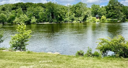 Perfect getaway! Modern, rustic cottage on the St. Joseph River.