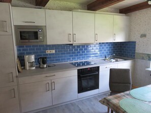 電子レンジ、オーブン、食器洗い機