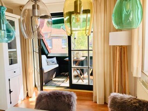 Televisio, DVD-soitin, stereot