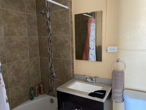 Bathroom - Spacious Apt by UTEP (El Paso)