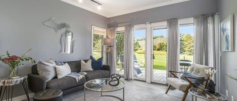 Smart-tv och eldstad