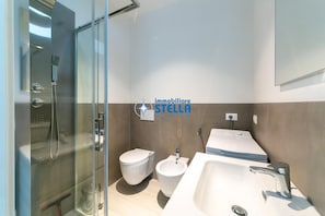 Shower, bidet