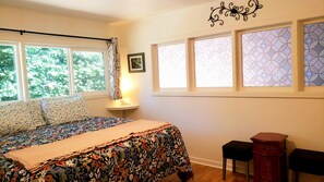 2 habitaciones, escritorio, wifi gratis y ropa de cama