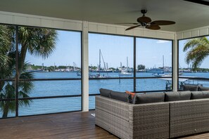 Property grounds - 295 - 180° Bay Views, Newly Remodeled, Walk to Beach (Fort Myers Beach)