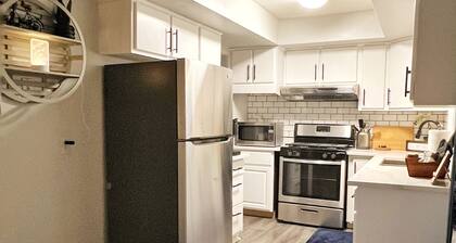 Beautiful and updated place to stay in a quiet neighborhood of Munster Indiana.