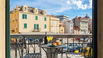 Comfort Double or Twin Room | Terrace/patio