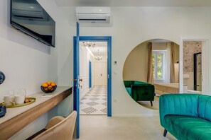 Luxury Double or Twin Room | Hypo-allergenic bedding, memory foam beds, in-room safe - 48 Rooms Split (Split)