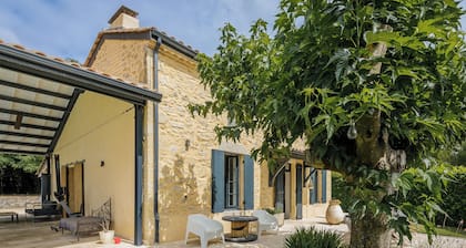 Gobatto est une belle maison de campagne du sud de la France