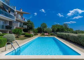Pool - Apartment Katka by Interhome (Umag/Zambratija)