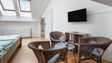 2 多间卧室、WiFi