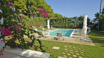 Alberca al aire libre