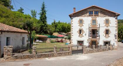 Beautiful home in Bárcena de Ebro