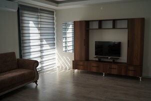 Minibar y caja de seguridad en la habitación 