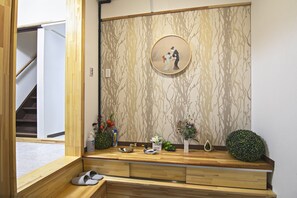 مدخل المنشأة