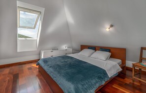 2 sovrum, resesäng, gratis wi-fi och sängkläder