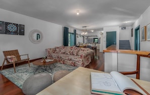 Smart TV, fireplace, stereo - Cozy home in Frkasic with sauna (Frkasic)