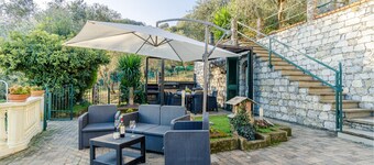 5 bedroom stunning home in Chiavari