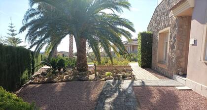 Full House in MIAMI PLATJA golf with swimming pool & beach at 5 km