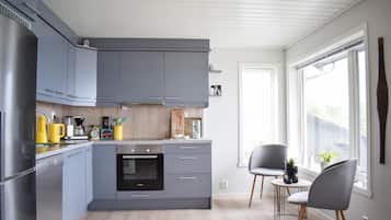 Refrigerador, horno, parrilla de estufa y lavavajillas