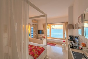 Suite Persane | 高档床上用品、迷你吧、客房内保险箱、特色装修