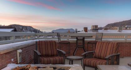 Howelsen Place A201 | Downtown Steamboat | Shopping & Restaurants