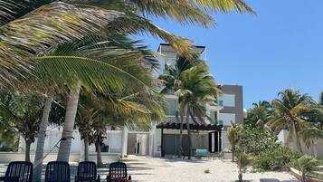 Enceinte de lâhĂ©bergement