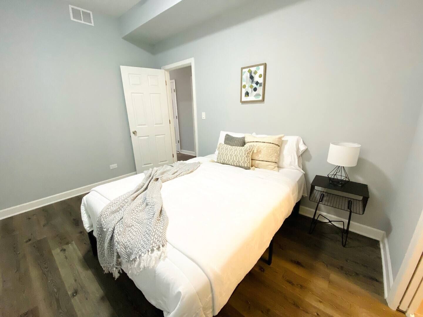 3 bedrooms, iron/ironing board, free WiFi, bed sheets