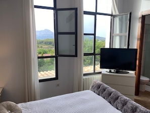 3 bedrooms, WiFi