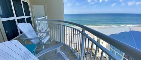 Condo, 4 Bedrooms | Property grounds