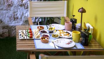 Café da manhã (EUR 12 por pessoa)