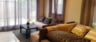 LIKEHOME - Detached house near PARIS