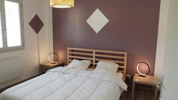 3 bedrooms, desk, free WiFi
