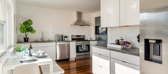 🌞Sunny house with♨️hot tub near🌲Stanford