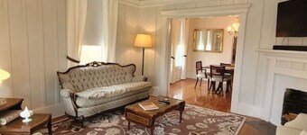 Holland House - Historic and Sophisticated